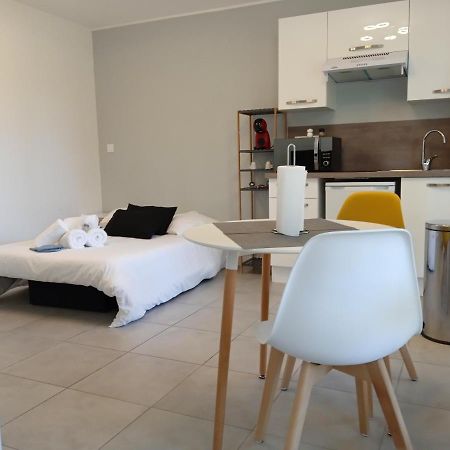Studio Cosy Avec Garage Prive เลอม็องส์ ภายนอก รูปภาพ