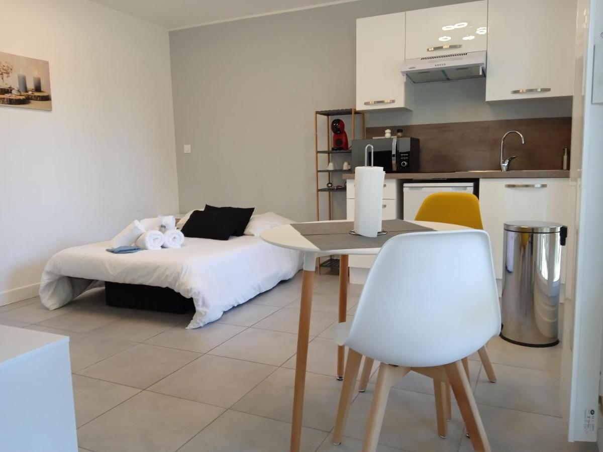 Studio Cosy Avec Garage Prive เลอม็องส์ ภายนอก รูปภาพ